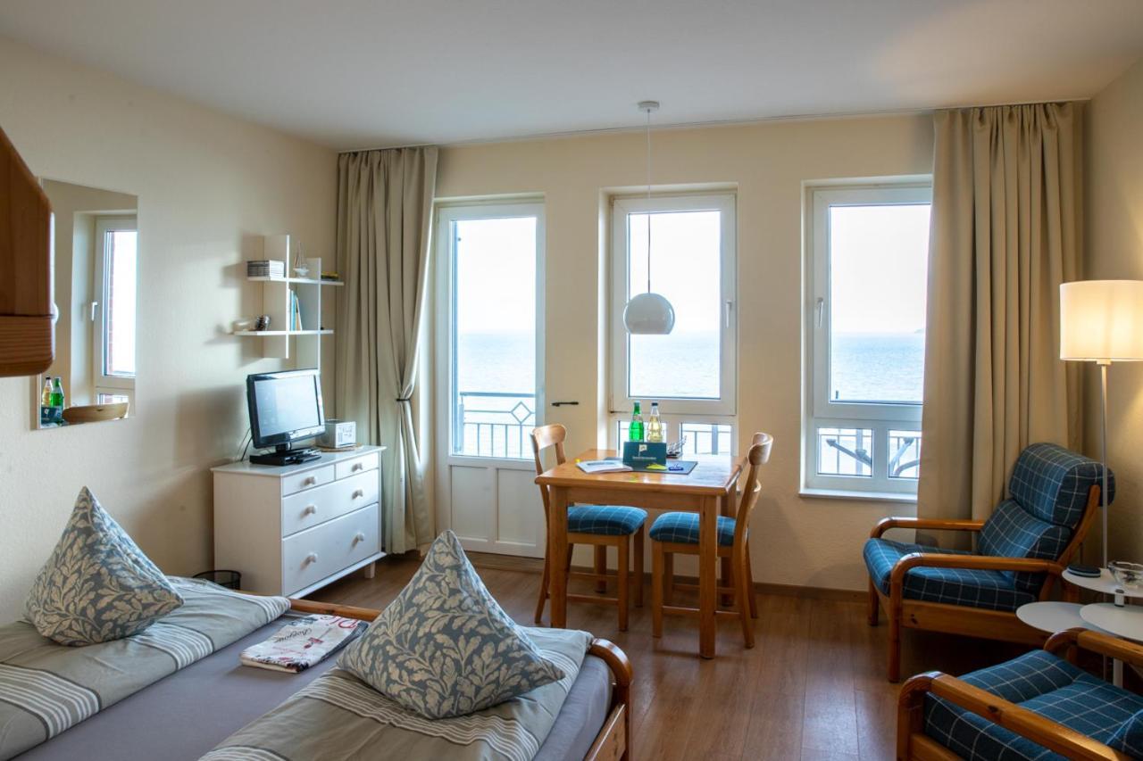 Nordland Appartements - Wohnung Suedfall Wyk auf Föhr Buitenkant foto